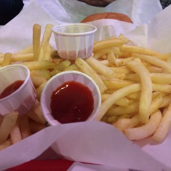 Matt's Bar - Fries are a must share a basket - Burgers Near Me - Minneapolis, Minnesota