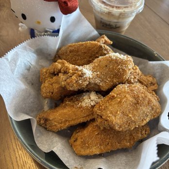 Triple-T - Hong Kong-style Salt Pepper Chicken Wings (8 Pieces) - Coffee & Tea Near Me - Gardena, California
