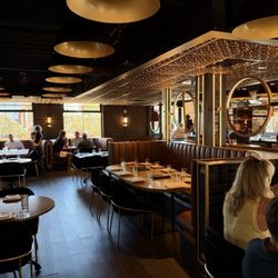 Rare Society - Dining room