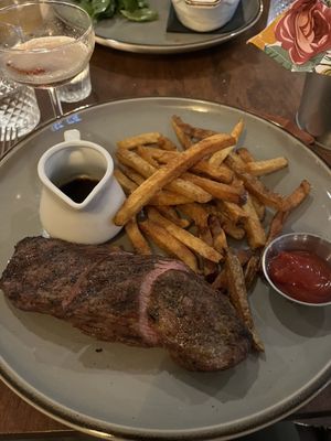 The Morris Restaurant by null