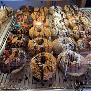 Freddy Donuts - Desserts Near Me - Fredericksburg, Virginia