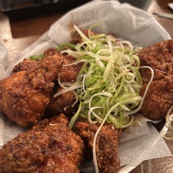 Hanjan Oliver - Padak (Soy Garlic) Korean Fried Chicken - Korean Near Me - Edmonton, Alberta