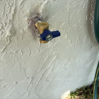 Trust Rooter Plumbing & Drain Cleaning - Outdoor hose bib - Plumbing Near Me - Pompano Beach, Florida Trust Rooter Plumbing & Drain Cleaning - Outdoor hose bib - Plumbing Near Me - Pompano Beach, Florida
