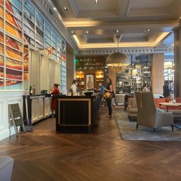 Lobby bar Lobby bar