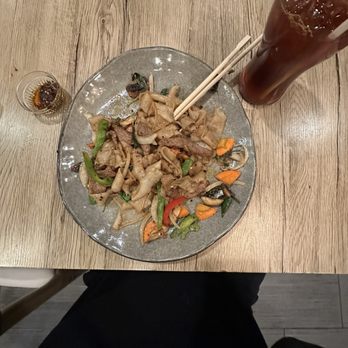 Baan Baan - Drunken Noodle Pad Kee Mao - Thai Near Me - Las Vegas, Nevada