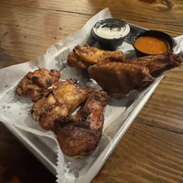 Smoked wings with gator sauce Smoked wings with gator sauce