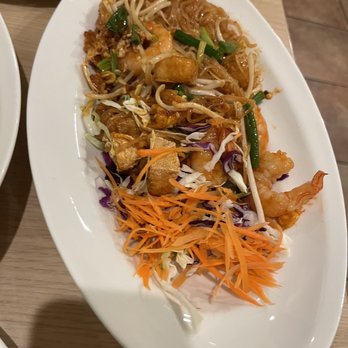 Thai Jasmine - Pad thai - Thai Near Me - Tracy, California
