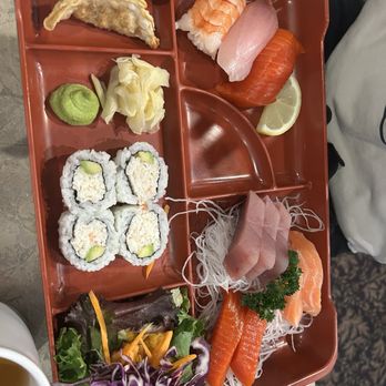 Tokyo Hon Sushi - Sushi bento, sushi and sashimi bento, caterpillar roll and shrimp tempura - Japanese Near Me - Langley, British Columbia Tokyo Hon Sushi - Sushi bento, sushi and sashimi bento, caterpillar roll and shrimp tempura - Japanese Near Me - Langley, British Columbia