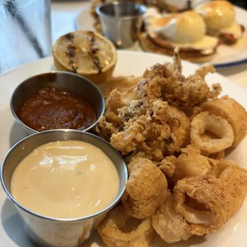 Beachside Restaurant and Bar - Calamari was kinda limp and bland - New American Near Me - Marina del Rey, California