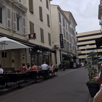 Le Cirque - Bistros Near Me - Cannes, 06