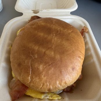 Yi's Cafe - Breakfast Sandwich - Coffee & Tea Near Me - Arcadia, California