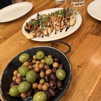 Tapa the World - Aceitunas - Spanish Near Me - Sacramento, California