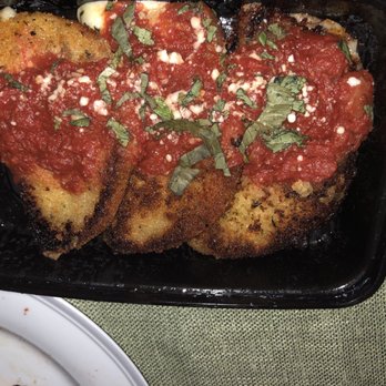 Bertucci's Italian Restaurant - Pizza Near Me - Chelmsford, Massachusetts