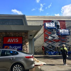 Budget - "Ladybird" mural going up @ 16th & I - Day 1 of 3