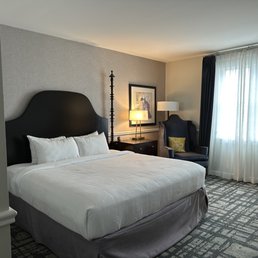 Big room, comfy bed