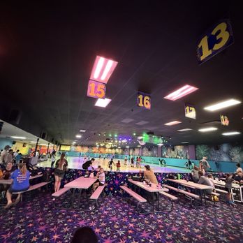 Great Skate - Skating Rinks Near Me - Glendale, Arizona