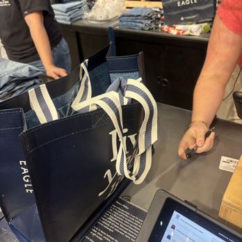 American Eagle Outfitters - Accessories Near Me - Chesapeake, Virginia American Eagle Outfitters - Accessories Near Me - Chesapeake, Virginia
