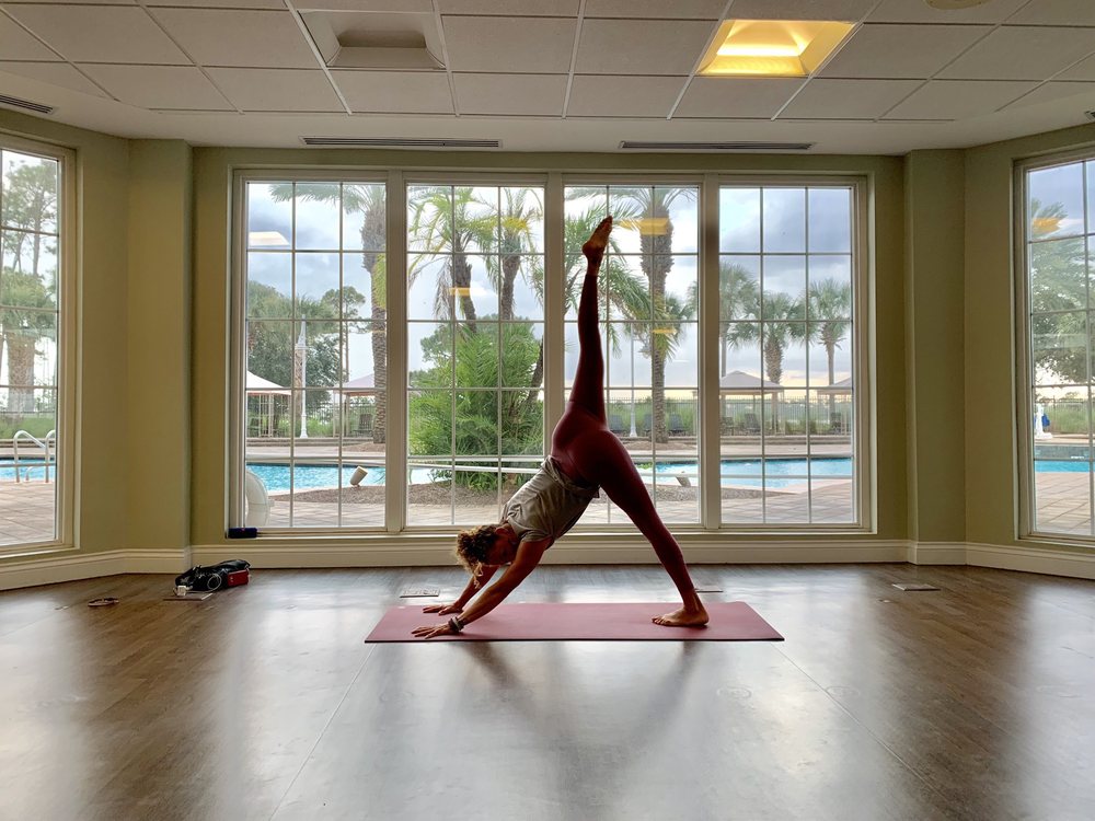 Mender Yoga Image