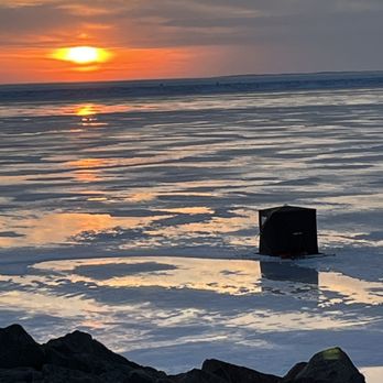 Buffalo Harbor State Park - Ice fishing on Lake Erie looking out from BHSP. - Parks Near Me - Buffalo, New York Buffalo Harbor State Park - Ice fishing on Lake Erie looking out from BHSP. - Parks Near Me - Buffalo, New York