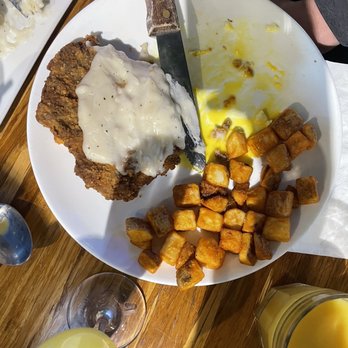 Toast 101 - Country fried steak - Breakfast & Brunch Near Me - Tucson, Arizona Toast 101 - Country fried steak - Breakfast & Brunch Near Me - Tucson, Arizona