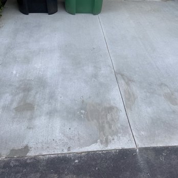 Huntley Concrete - Finished Apron.  Jason claims the color will eventually "even out". - Masonry/Concrete Near Me - Ramsey, Minnesota
