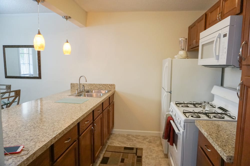 AFTON GARDENS APARTMENTS Updated October 2024 10 Photos & 15