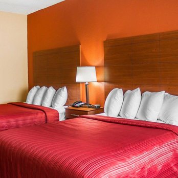 Quality Inn - Hotels Near Me - Manitowoc, Wisconsin