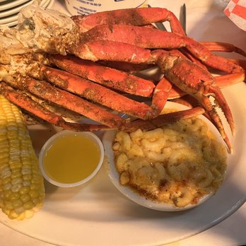 Quarterdeck - Snow Crab Legs w/corn on cob & Mac and cheese @Quarterdeck - Seafood Near Me - Arlington, Virginia Quarterdeck - Snow Crab Legs w/corn on cob & Mac and cheese @Quarterdeck - Seafood Near Me - Arlington, Virginia