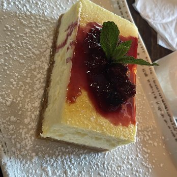 La Mondina - NY style cheesecake w berries - Italian Near Me - Brielle, New Jersey