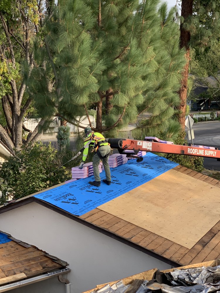 Slide of Samson Roofing & Construction