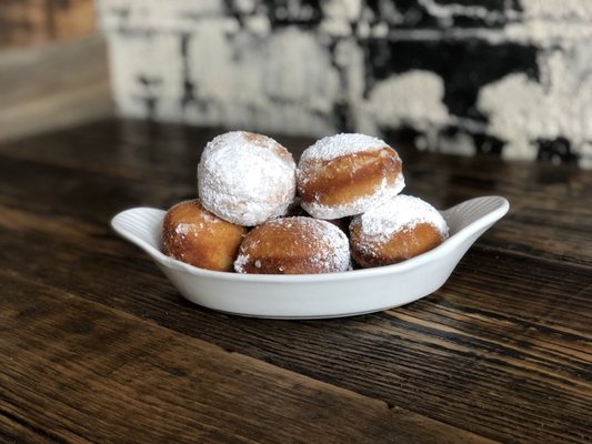 Angry Barnyard BBQ by null