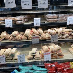 IGA Market Place Robson - Grab and go