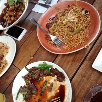 P. F. Chang's - Buenos el resto de los platillos - Chinese Near Me - Puebla, PUE