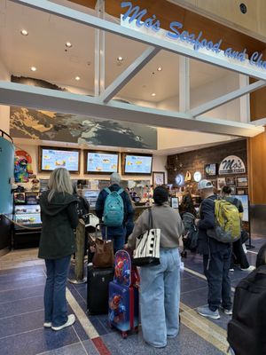 Mo’s Seafood and Chowder - PDX by null