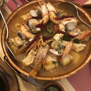 Alfama Cellar - Seafood cataplana - Portuguese Near Me - Lisbon, 11 Alfama Cellar - Seafood cataplana - Portuguese Near Me - Lisbon, 11
