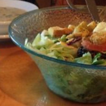 Olive Garden Italian Restaurant - Salad - Italian Near Me - Bloomington, Illinois Olive Garden Italian Restaurant - Salad - Italian Near Me - Bloomington, Illinois
