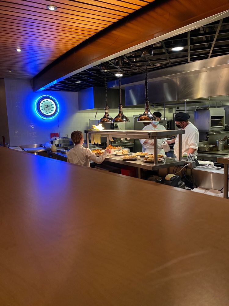 Anthony's at Sinclair Inlet