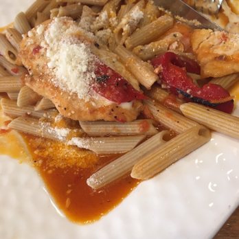 Sal's by Victor - Lunch special with a white wine sauce and chicken - Italian Near Me - Williamsburg, Virginia