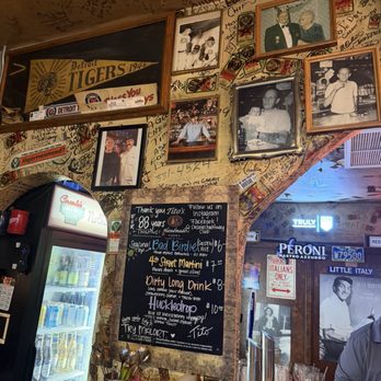 Casale's Halfway Club - Pizza Near Me - Reno, Nevada