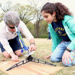 Lausanne Collegiate School - Lower School science rocket launch