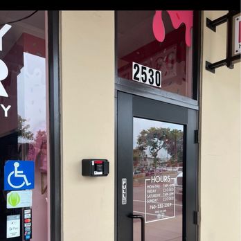 Doatnut - Store not open during listed hours - Donuts Near Me - Oceanside, California