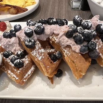 Chicago Waffles - Oak Park - Blueberry lemon waffle - Breakfast & Brunch Near Me - Oak Park, Illinois