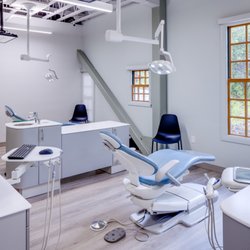 North Hills Pediatric Dentistry - A calm, comfortable dental office to help your child feel at ease.