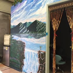 The beautiful relaxing mural makes you feel like you're on a tropical vacation!