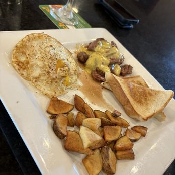 FORTY10 Bar & Grille - Steak and Eggs. - New American Near Me - Canfield, Ohio FORTY10 Bar & Grille - Steak and Eggs. - New American Near Me - Canfield, Ohio