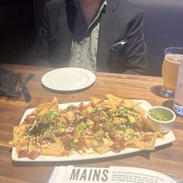 Poke Nachos great