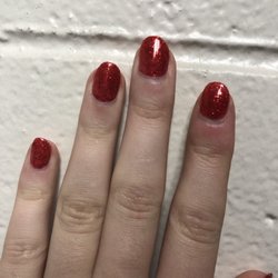 Glitter gel manicure
