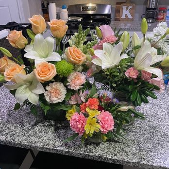 Avas Flowers - Ava's in the front and the second delivery doubled in the background. - Floral Designers Near Me Avas Flowers - Ava's in the front and the second delivery doubled in the background. - Floral Designers Near Me