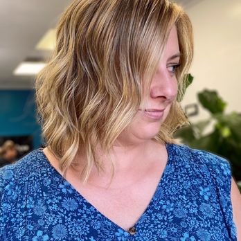 Colour Luxe Salon - Warm balayage by Erin @erin518hair - Hair Salons Near Me - Huntington Beach, California Colour Luxe Salon - Warm balayage by Erin @erin518hair - Hair Salons Near Me - Huntington Beach, California