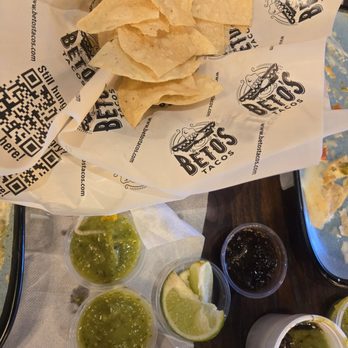 Beto's Tacos - Complementary Chips & salsa choices - Tacos Near Me - Lawrenceville, Georgia